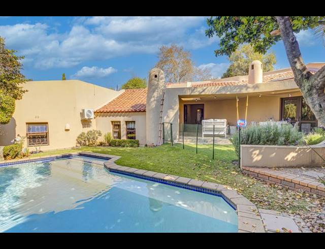 3 BEDROOM HOUSE FOR SALE IN SANDOWN